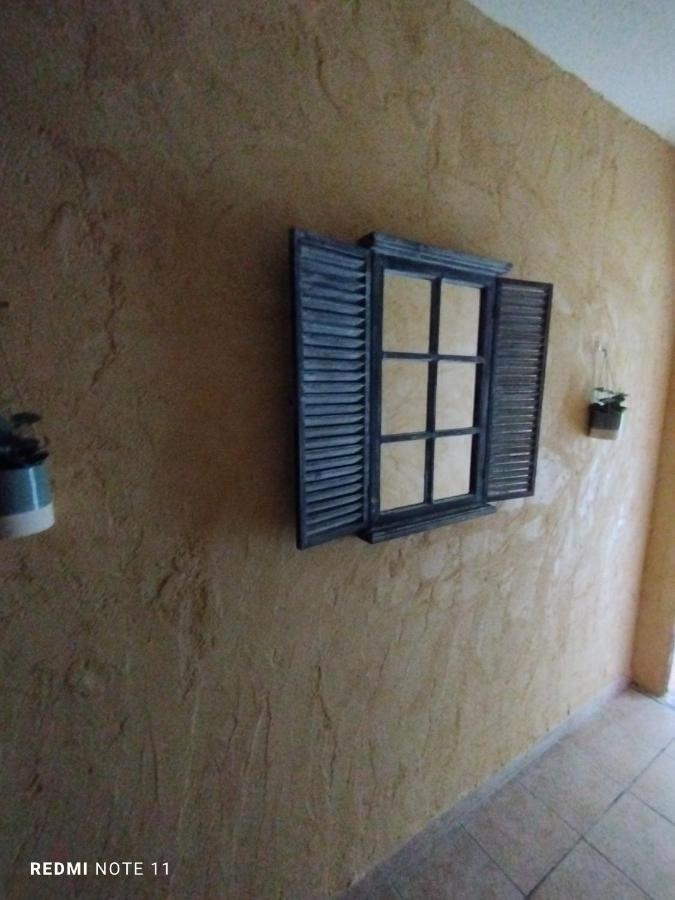 Chambre D Hotes En Provence, Au Pied Du Luberon, Les Coquelicots La Tour-dʼAigues 部屋 写真